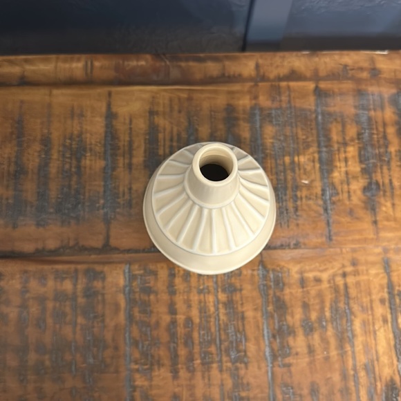 3 Bud Vases - Picture 8 of 8